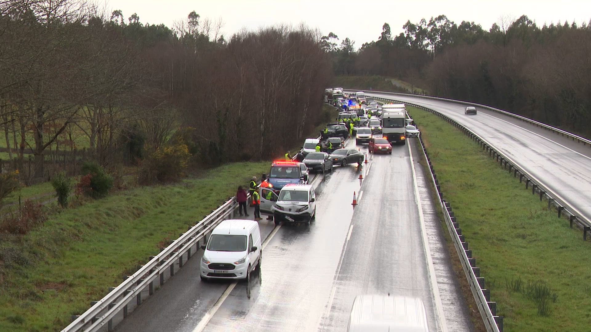 Accidente múltiple en la AP9, a la altura de Oroso