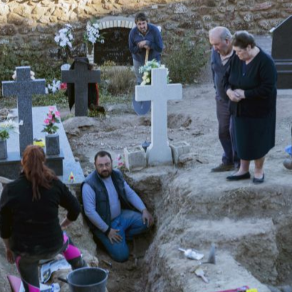 Vidas enterradas (Episodio II): La represión a dos familias de Pomer | Audio | A Vivir Que Son Dos Días