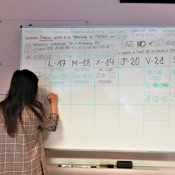 Historias de Seve | Un día en la elaboración de los listados para la vacunación contra el COVID-19