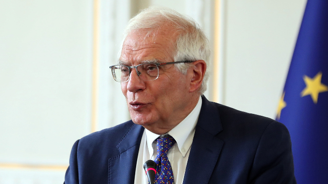 ENTREVISTA Josep Borrell (alt representant de la Unió Europea per a Afers Exteriors) “Europa ha de tenir una política d’immigració i d’asil. Aquest sí que és un fracàs europeu”