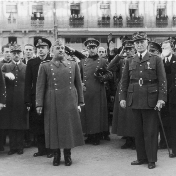 Imagen de Retirar la Legión de Honor a Franco: la lucha de Jean Ocaña. Del paraíso a la tensión: la disputa por Maldivas entre China e India