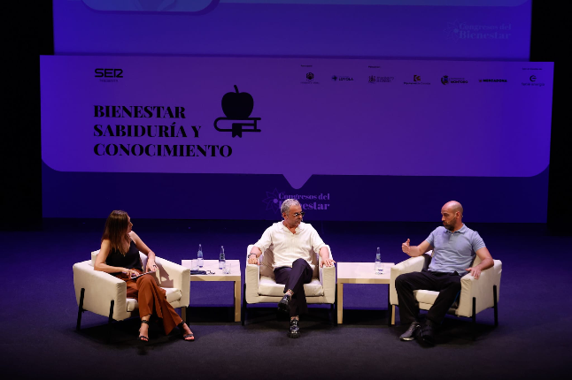 Imagen de Encuentro congreso Sabiduría y Conocimiento domingo famosos con causa con Jorge Javier Vázquez y Gonzalo Miró en diálogo con Marta del Vado