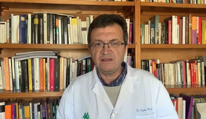 Rafael Ojeda, presidente del Sindicato Médico Andaluz: "El problema del cribado del cáncer de mama es que no hay radiólogos"