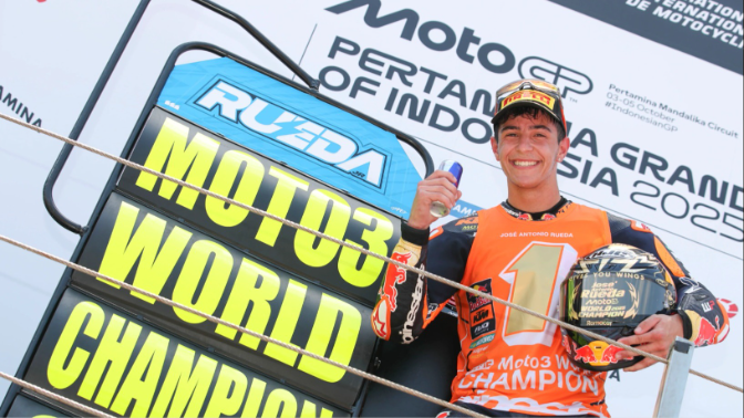 Conocemos a José Antonio Rueda, el primer andaluz campeón del mundo de motociclismo
