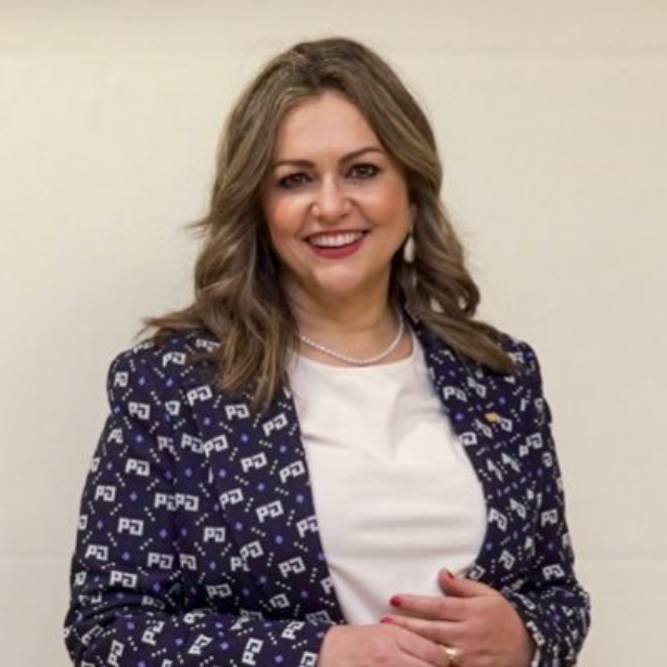 Entrevista a la alcaldesa de Baena: Con Voz de mujer