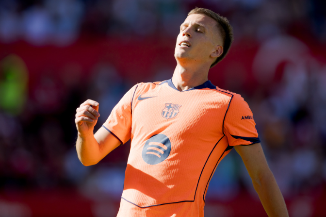 Dani Olmo, amb una lesió muscular, abandona la concentració de la selecció espanyola