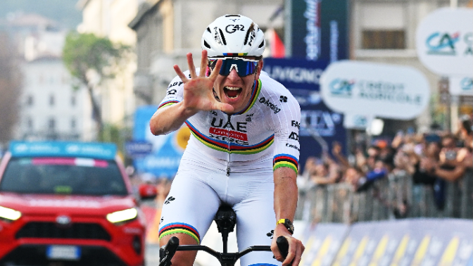 Imagen de Pogacar sigue haciendo historia: cinco victorias consecutivas en Lombardía