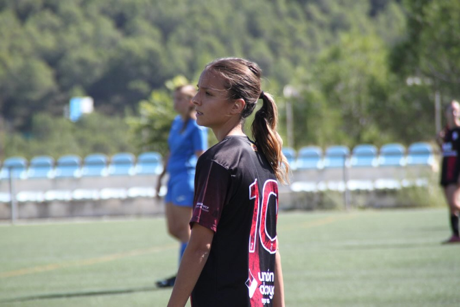 Paula Silvestre, jugadora del Ciudad de Alcoy de fútbol femenino (14/10/2025)