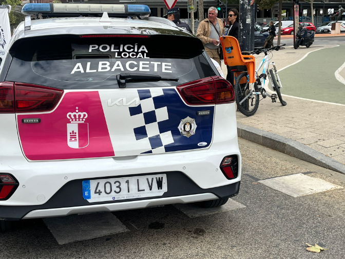 El inspector Jefe de la Policía Local, Mario Rubio, explica el atropello con resultado de muerte