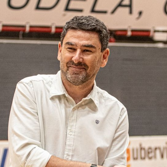 Daniel Ibañes, entrenador del Tudelano Ribera Navarra, analiza el inicio liguero