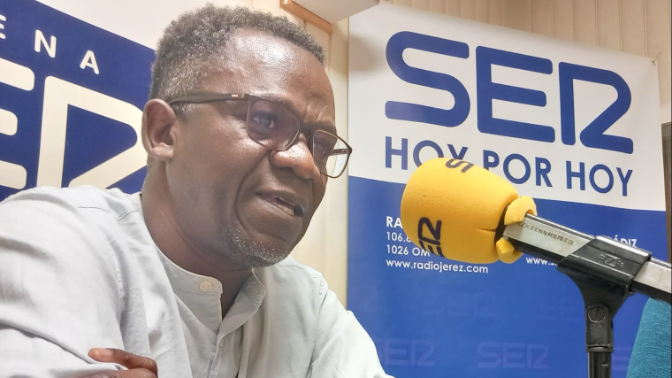 Imagen de Entrevista a Albert Bitoden, presidente de la FLAMPA de Jerez, tras el caso de acoso escolar en el IES Romero Vargas