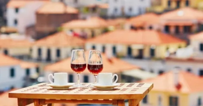 Imagen de Entre vinos | Así es la apuesta por el enoturismo de la bodega más grande del mundo