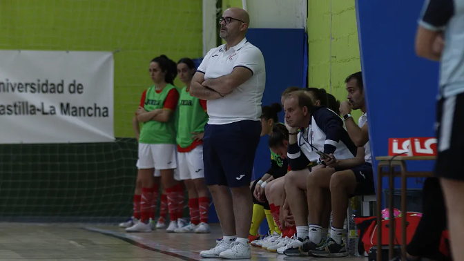 Nuevo rumbo en el CD Chiloeches: Emilio Céspedes deja de ser entrenador del primer equipo Nuevo rumbo en el CD Chiloeches: Emilio Céspedes deja de ser entrenador del primer equipo