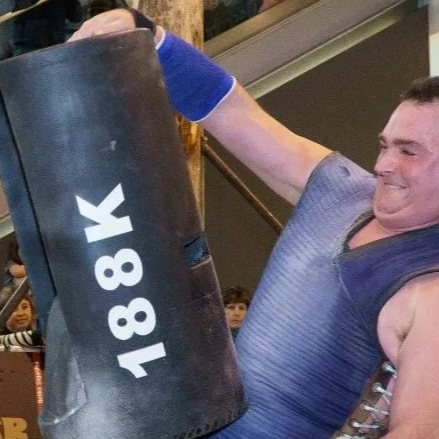 Despedida de Inaxio Perurena, uno de los mejores harrijasotzailes de la historia Despedida de Inaxio Perurena, uno de los mejores harrijasotzailes de la historia