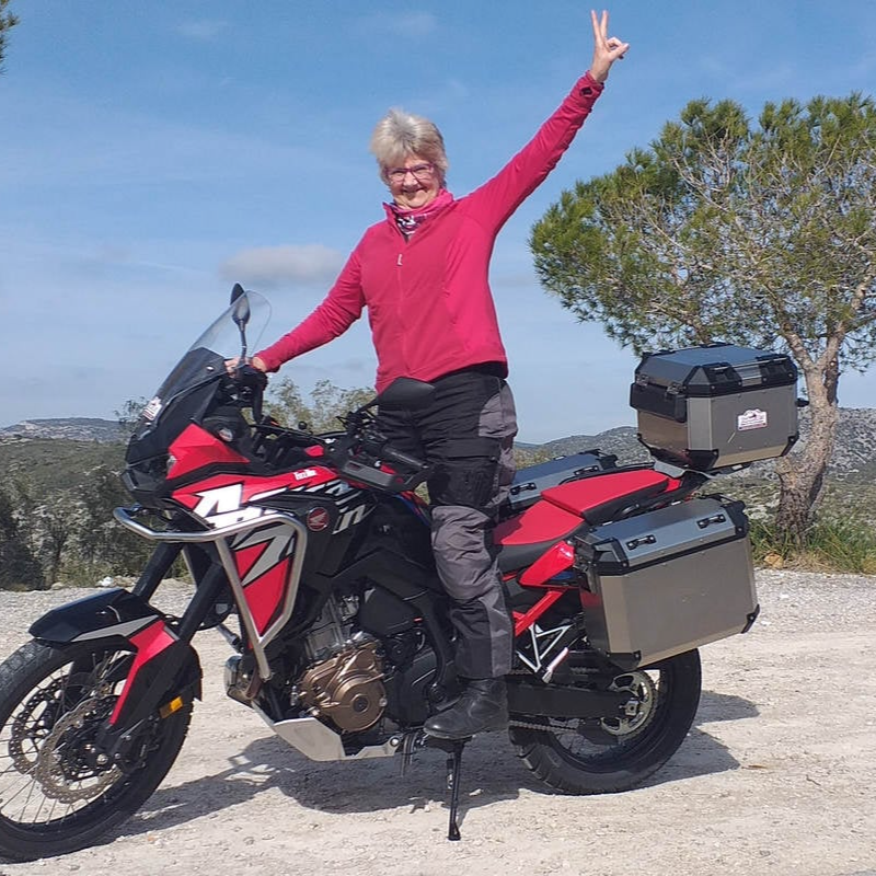 Entrenando para la jubilación | La abuela motera