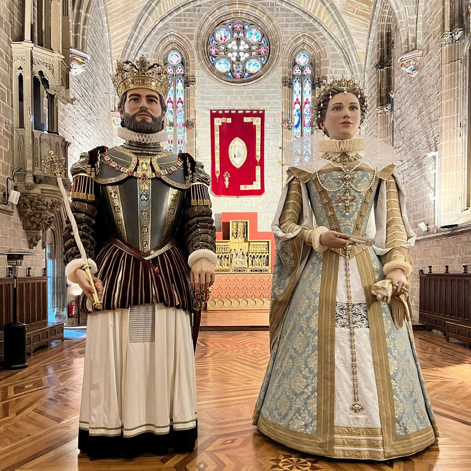 La Catedral de Pamplona vuelve a tener gigantes