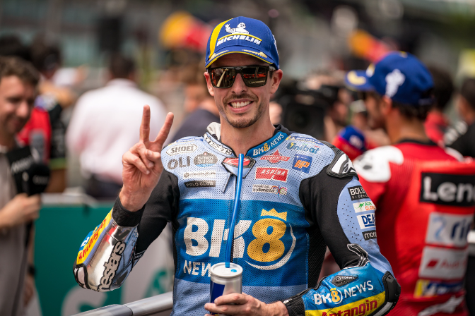 Àlex Márquez: "Candidat al Mundial? És una pressió que accepto i que m'agrada" Àlex Márquez: "Candidat al Mundial? És una pressió que accepto i que m'agrada"