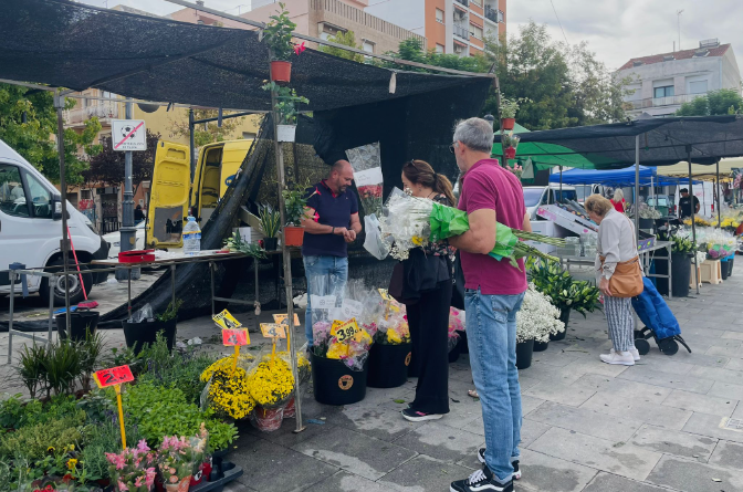 La tradición de los mercados de las flores por estas fechas