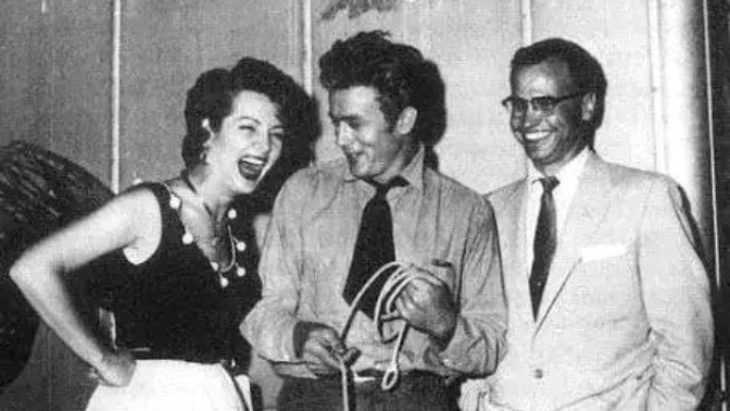 Sara Montiel, Armando del Moral y la última foto en vida de James Dean Sara Montiel, Armando del Moral y la última foto en vida de James Dean