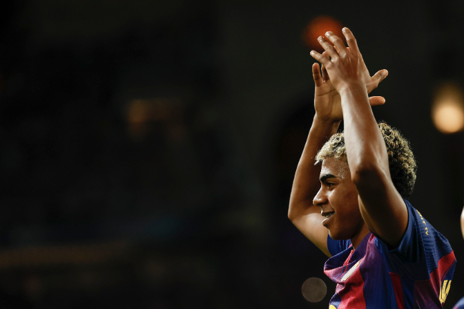 Per què Lamine Yamal no va fer la celebració de la corona?