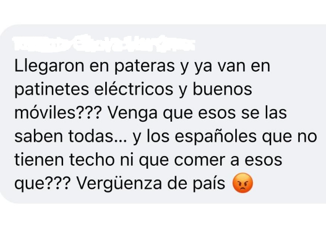Comentarios racistas contra los jóvenes que salvaron a la conductora del coche en el puerto