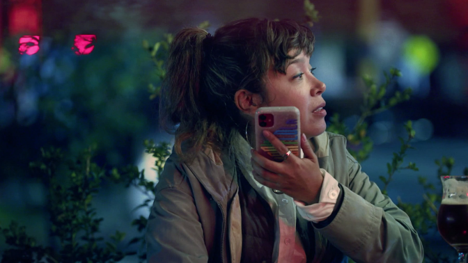 Imagen de Su adopción en España tras la tragedia del volcán Nevado del Ruiz y la búsqueda de sus raíces, en un documental