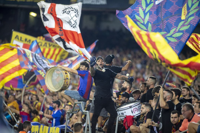 Albert Yarza, portaveu de la Penya Almogàvers: "Si no hi som, la cultura de grada desapareix"