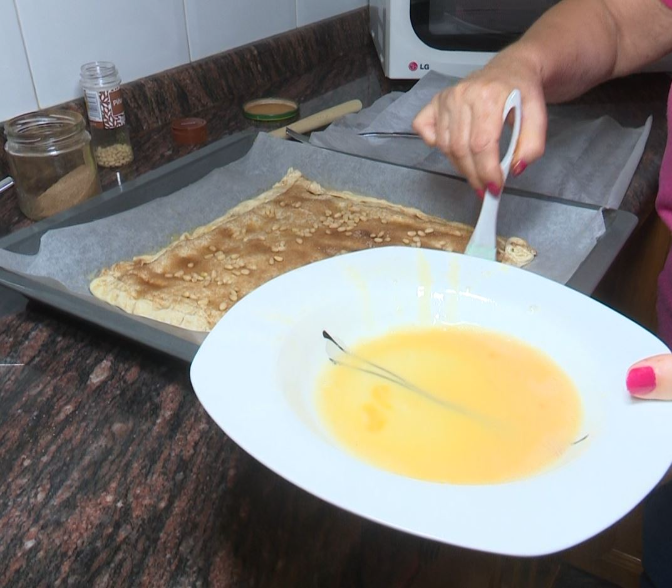 Un libro de recetas dulces muy visual desde la Falla Beniopa Un libro de recetas dulces muy visual desde la Falla Beniopa