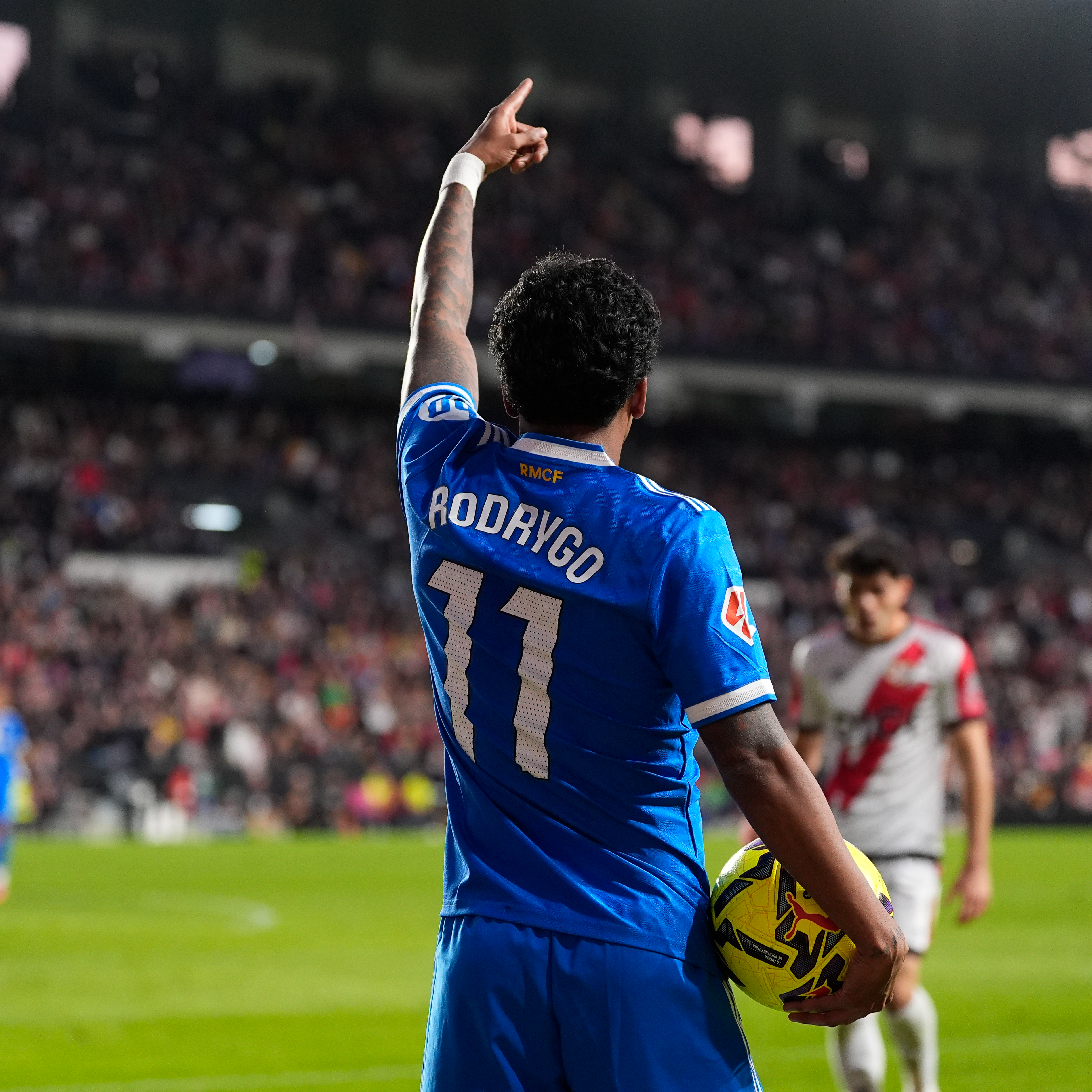 Los datos de Rodrygo pese a la insistencia de Xabi Alonso muestran un problema en el Real Madrid: "Está empeñado en meterlo..."