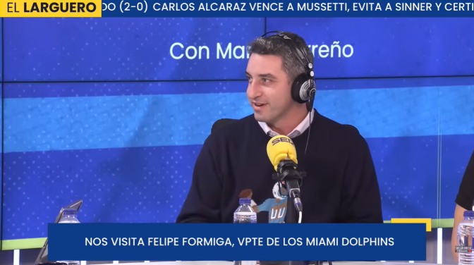 Imagen de Los Dolphins aterrizan en Madrid con entusiasmo: 