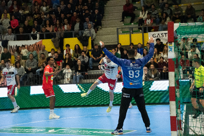 José Nolasco analiza la contundente derrota del Bada Huesca en Nava