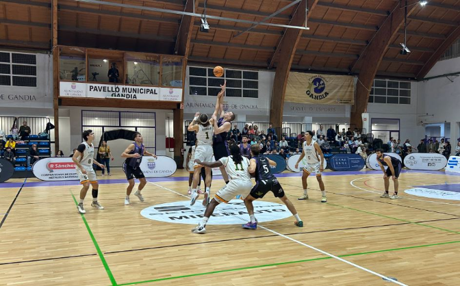 Rafa Sanz analiza la derrota del Peñas en Gandía