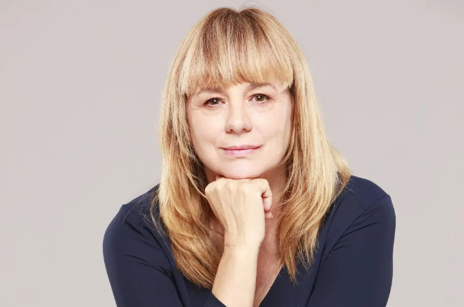 Entrevista a Emma Suárez (16 de noviembre) Entrevista a Emma Suárez (16 de noviembre)