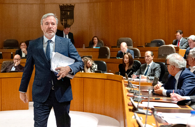 Último diario de sesiones: "Aragón, entre la nube y las tormentas políticas”
