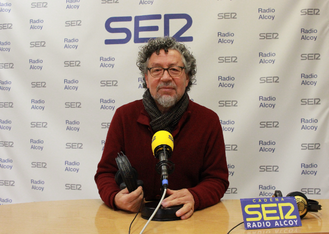 Entrevista a Enric Piera per la presentació del seu llibre a Alcoi.