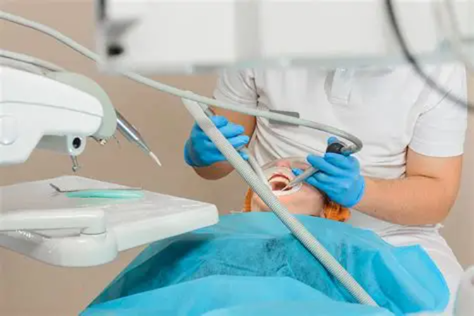 Desmontamos falsos mitos con el Colegio Oficial de Odontólogos y Estomatólogos de Albacete