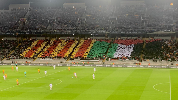 Especial Catalunya-Palestina des de l'Estadi Olímpic: "Tinc mig cor a Palestina i mig cor a Catalunya, i junts fan un sol cor" Especial Catalunya-Palestina des de l'Estadi Olímpic: "Tinc mig cor a Palestina i mig cor a Catalunya, i junts fan un sol cor"