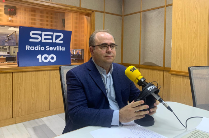 Carlos Navarro Antolín: Dos muertes en las calles de Sevilla