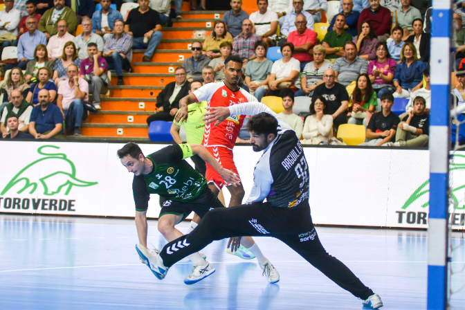 Dani Arguillas en SER Deportivos hablando de su vuelta a Huesca