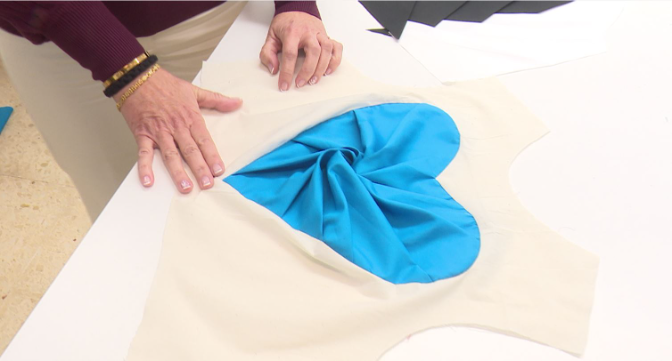 El creador del origami textil visita Gandia