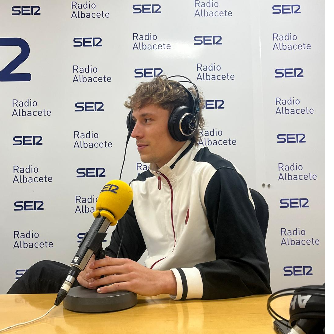 Chivi Merlo: "El ascenso es un objetivo que nos ilusiona" Chivi Merlo: "El ascenso es un objetivo que nos ilusiona"