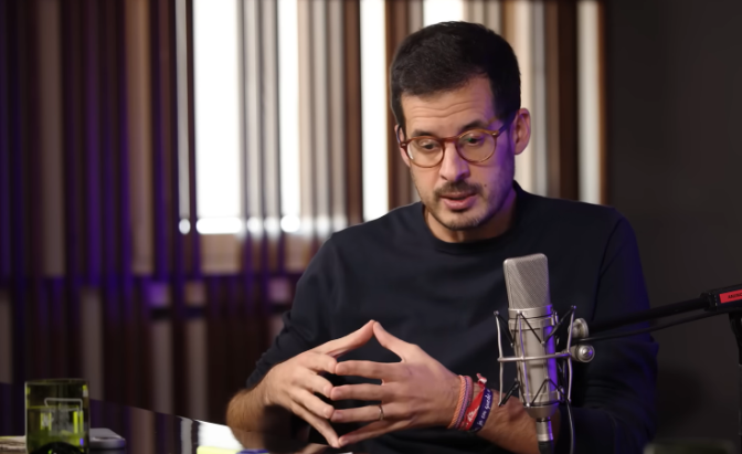 "Ya está bien": José Luis Sastre le pide a Carlos Mazón que deje el baile de versiones y que explique lo que realmente importa