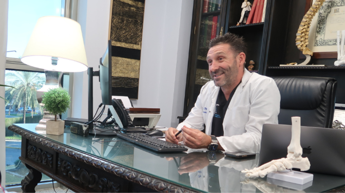 Vithas Sevilla: esguinces de tobillo, una lesión común que puede derivar en artrosis y requerir prótesis