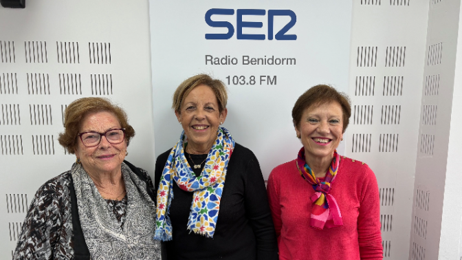 La Voz de la Experiencia con tres usuarias del Centro Social La Casilla de La Nucía