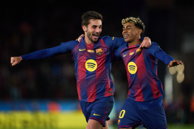 "Ja som a casa", la cançó del 'Què t'hi jugues!' del retorn al Camp Nou