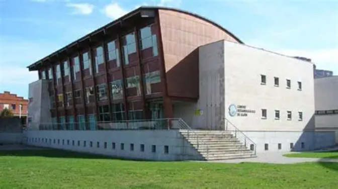 El Centro Oceanográfico de Gijón abre sus puertas. thumbnail