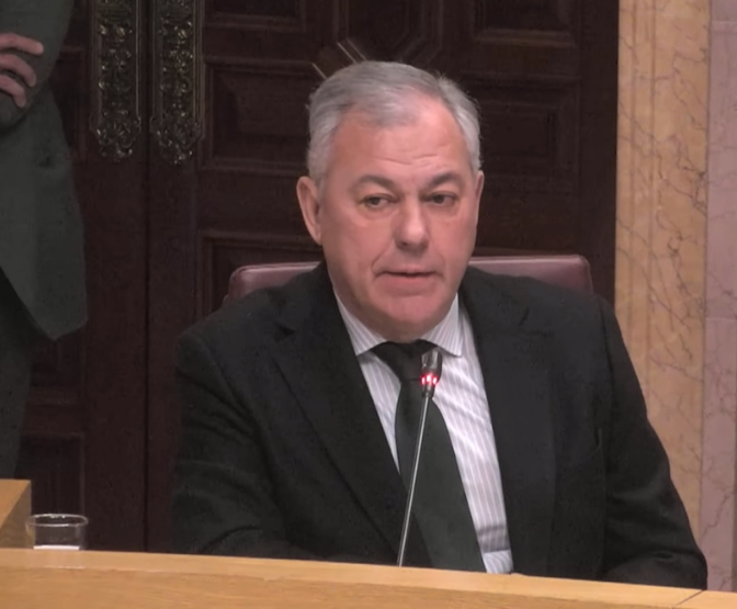El alcalde de Sevilla reprocha a la oposición municipal la falta de apoyo al plan de Navidad.