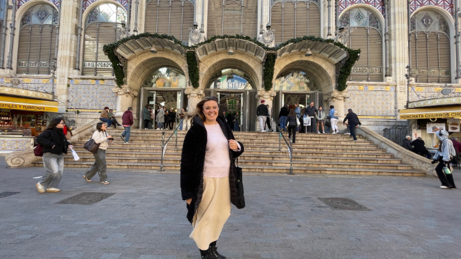 La València Olvidada: a plaça del Mercat: origen urbano y epicentro de la actividad económica, política, social y festiva