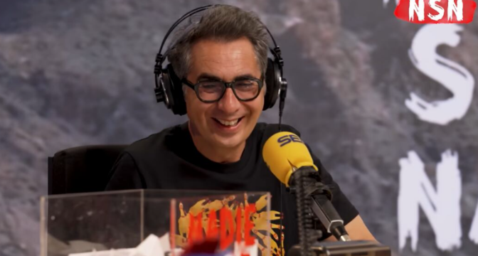 "¿Pero tú estás bien?": Joaquín Sabina le dedica una canción a Berto Romero y no sabe cómo responder "¿Pero tú estás bien?": Joaquín Sabina le dedica una canción a Berto Romero y no sabe cómo responder