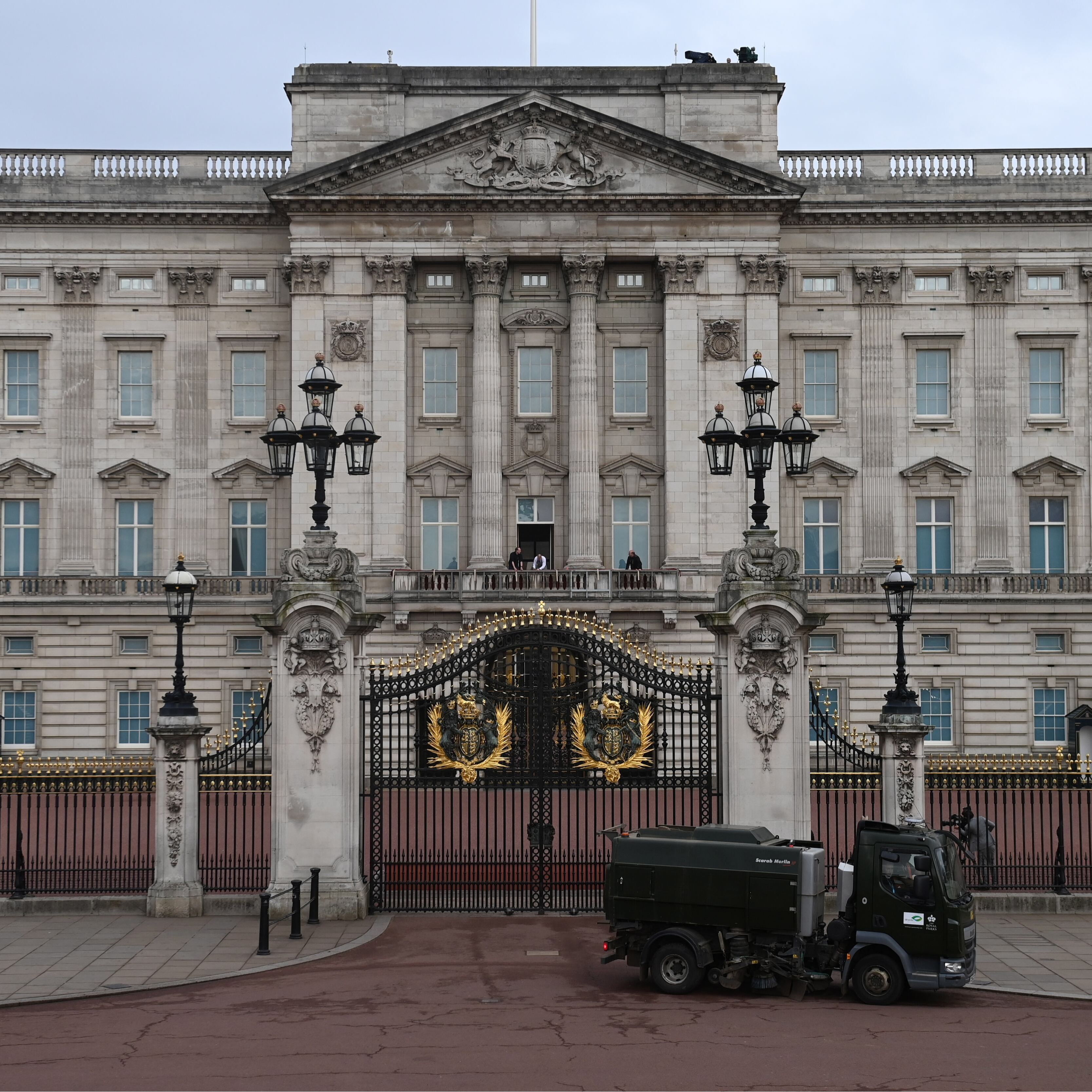 Imagen de La Ventana a las 16h | Fake News, Un día después de los Premios Ondas, Entrevista con Richard Gere, Audiobiografías